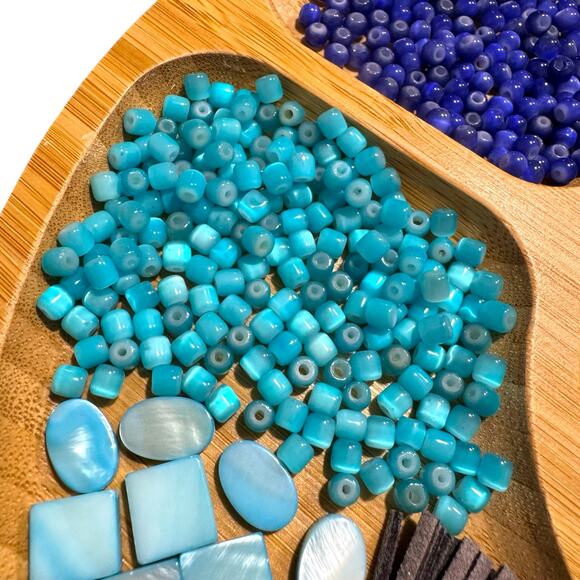 Blue Bead Lot - Glass Acrylic Resin Charms Peace Signs Stars Mixed Shapes - Picture 5 of 9